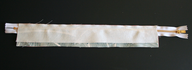 tuto trousse de toilette - assemblage du zip