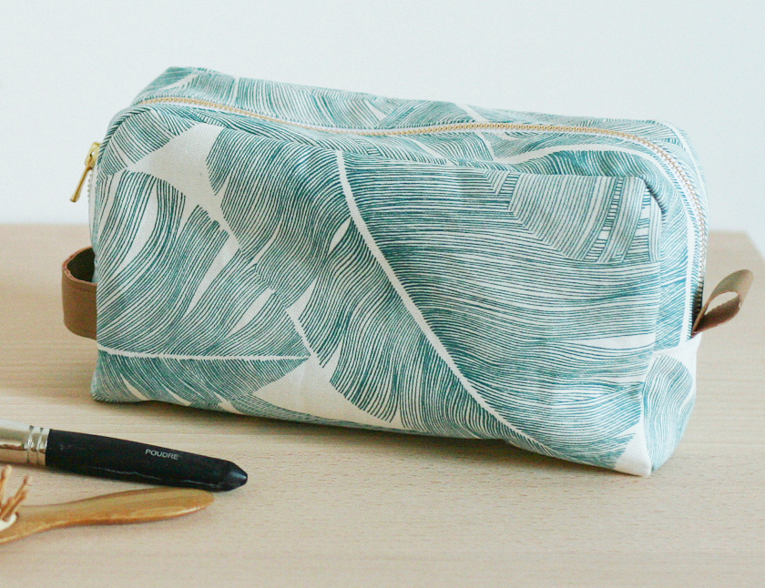 Trousse de toilette Paulette imprimé feuilles de palmier